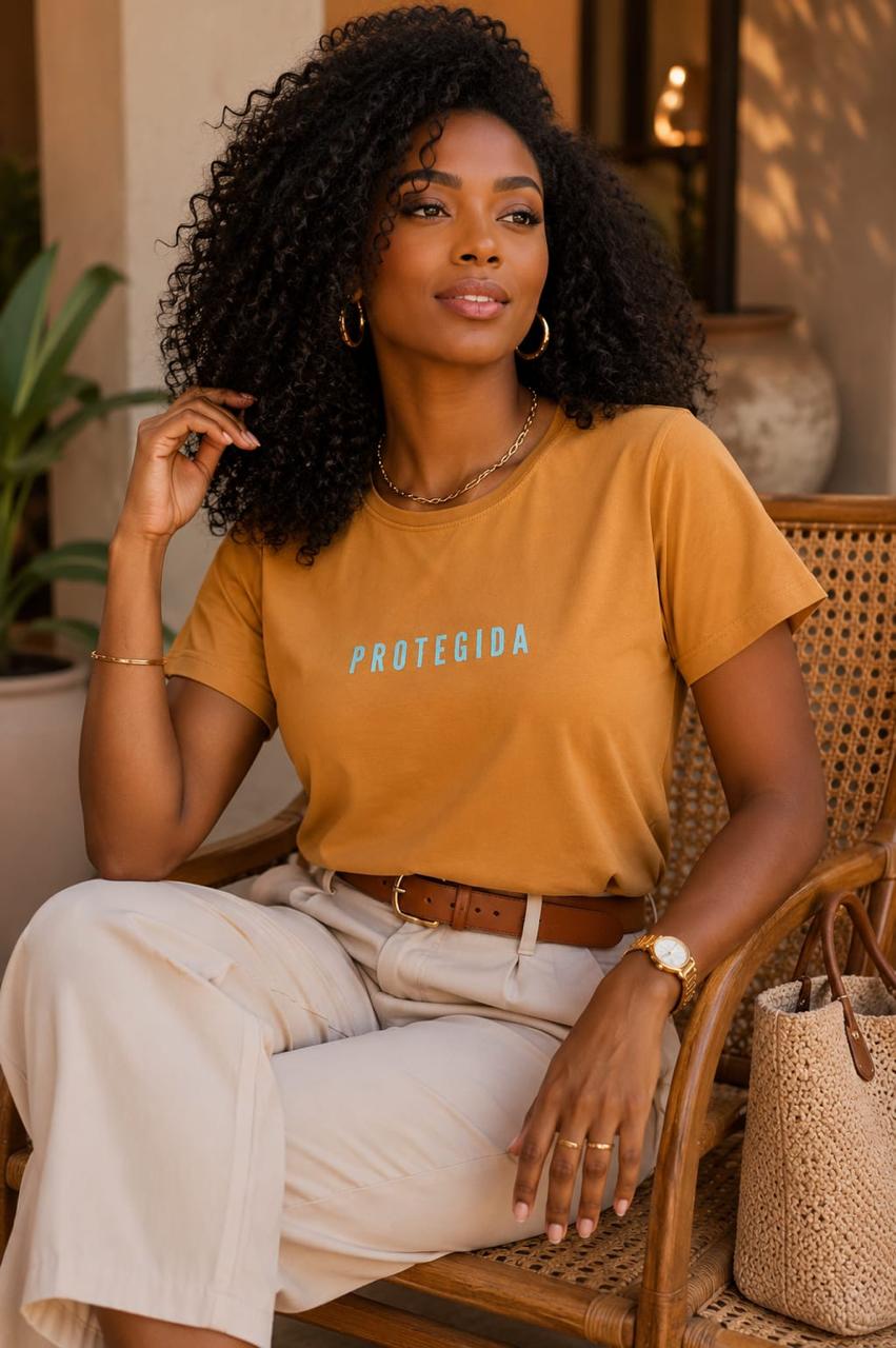Camiseta Protegida mostarda